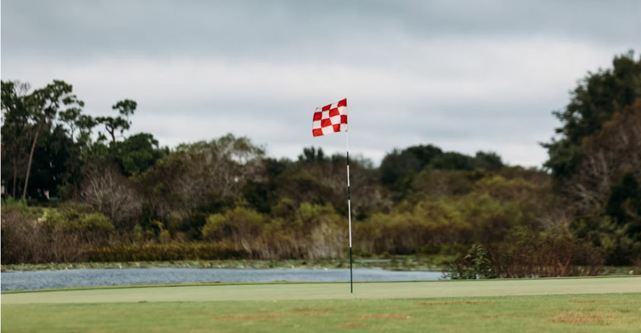 Diving for Golf Balls: A Risk Recreational Divers Should Avoid